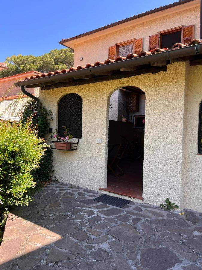 Апартаменты La Casina Di Checco Марчиана-Марина Экстерьер фото
